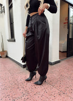 Siyah Saten Pantolon