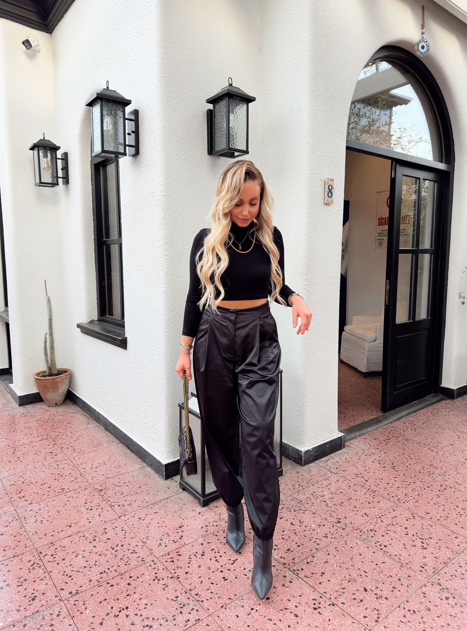 Siyah Saten Pantolon