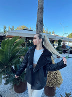 Siyah Peluş Süet Mont